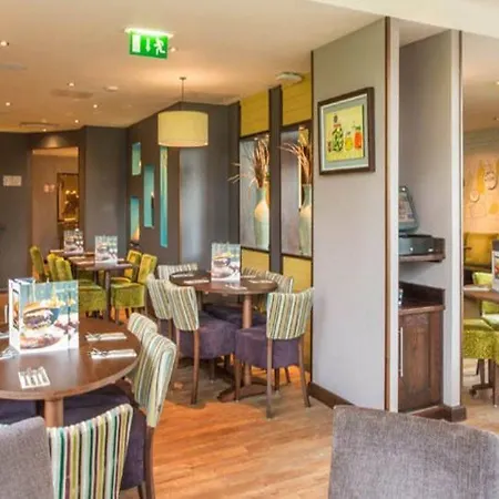 Premier Town Centre Hotel