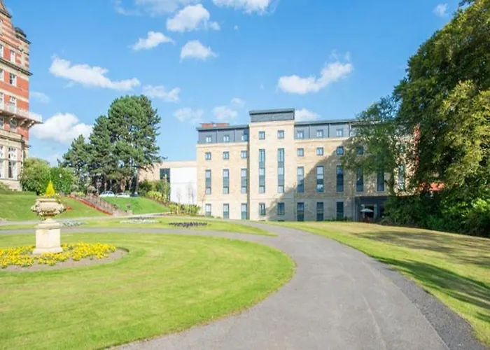 Premier Town Centre Hotel 3*